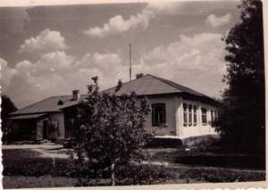 Здание Орловской школы 1968 г.