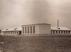 Здание Орловской школы 1971 г